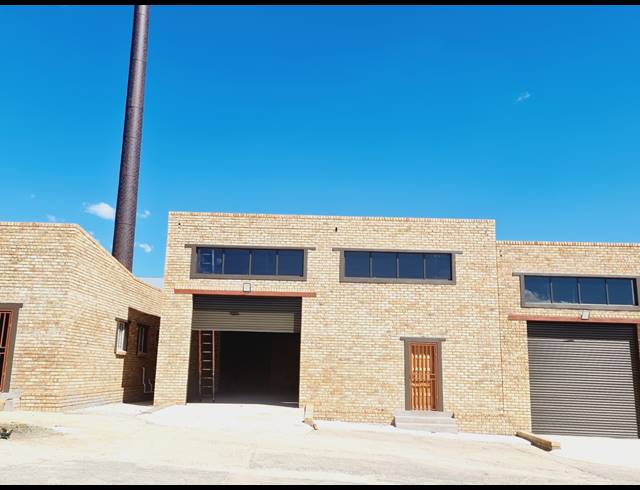Factory property to rent in WEST TURFFONTEIN